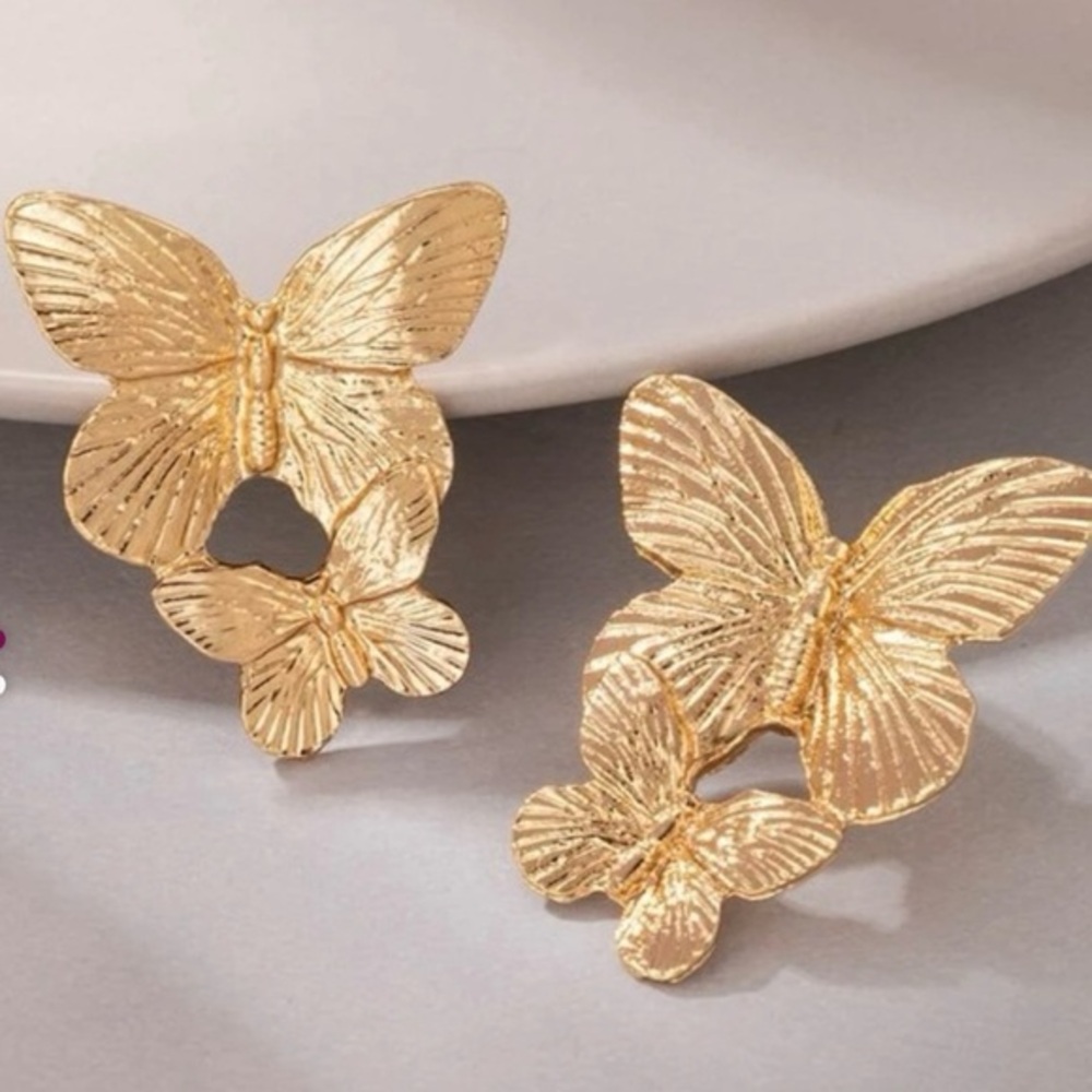 Double Exaggerated Papillon Butterflies Golden Earrings